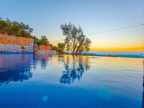  gece  -  Kasım
  | Kalkan Yeşilköy Villa (4 Kişilik, Özel Havuzlu, Doğa İçinde, Jakuzili Seçenekli)